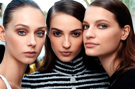 chanel maquillajes|maquillaje verano 2020 Chanel.